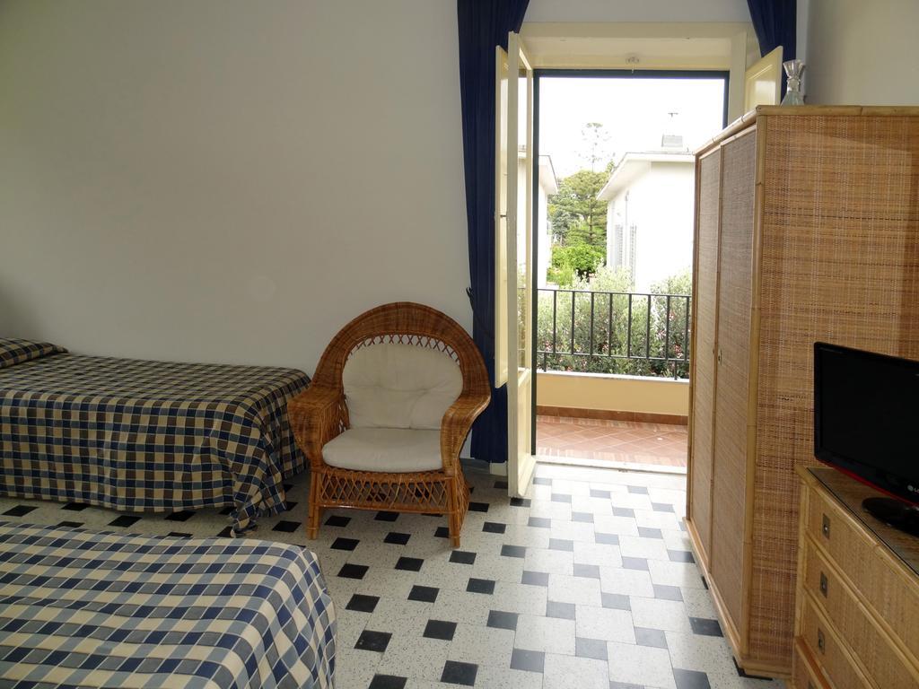 B&B Villa Fantasia Gaeta Pokój zdjęcie